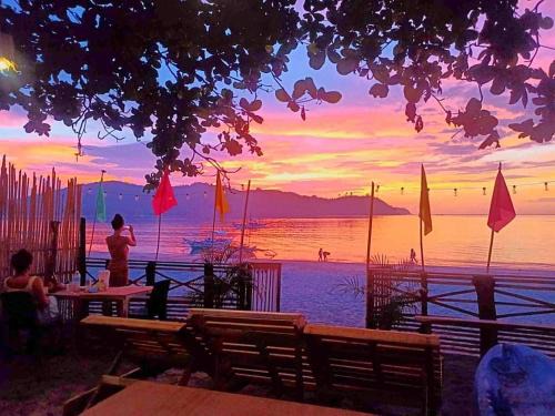 El Nido Bed & Breakfast | Seaside Cabin Bucana