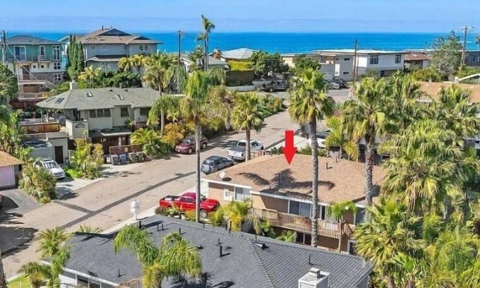 Leucadia House | Seaside Escape + Walk to Encinitas Beach + Wifi + Free Parking