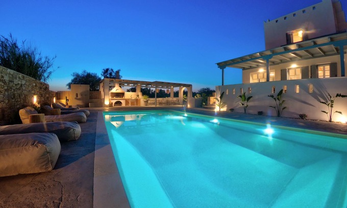 Plaka Villa | Seaside Naxos 3 Villas 2 Private Pools 11BDR/10 BATH Sleeps 28