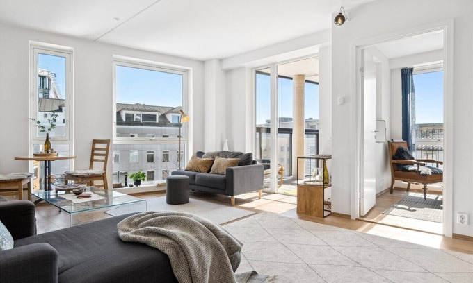 Bodo Apartment | Seaside Promenade Strolls from a 2 Bedroom Downtown Home