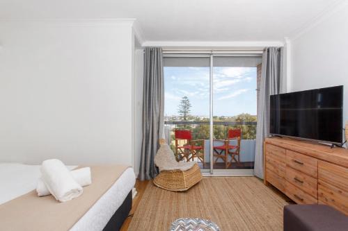 North Fremantle Apartment | Seaside Studio Apartment - North Fremantle