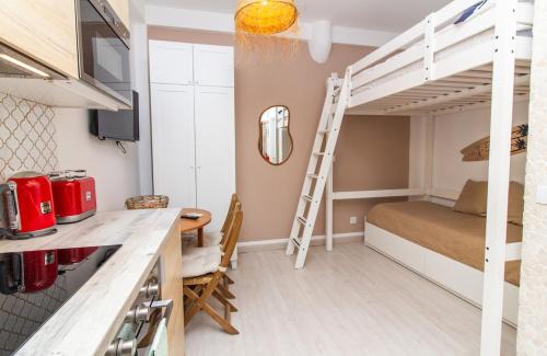 Armacao de Pera Apartment | Seaside Tiny Treasure