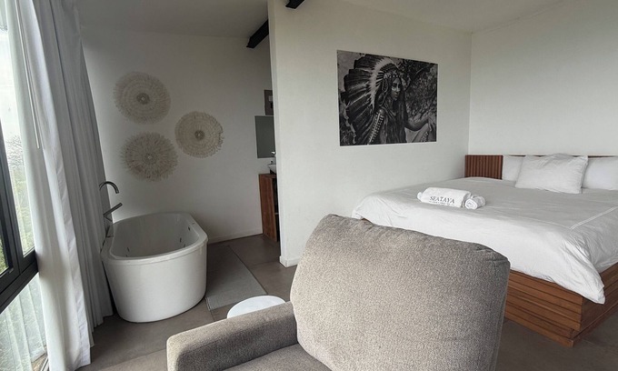 San Vito Villa | Seataya Honeymoon Suite