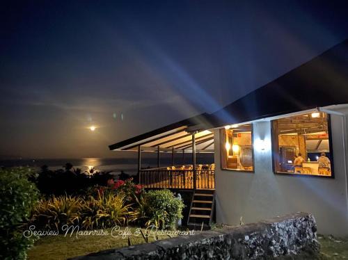Alcoy Hotel | Seaview Moonrise Café