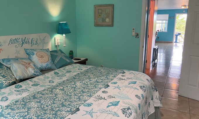 George Town Condo | SeaView Shell-ay, Hideaways