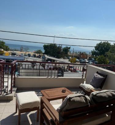 Paralia Ofryniou Apartment | Seaviewloft