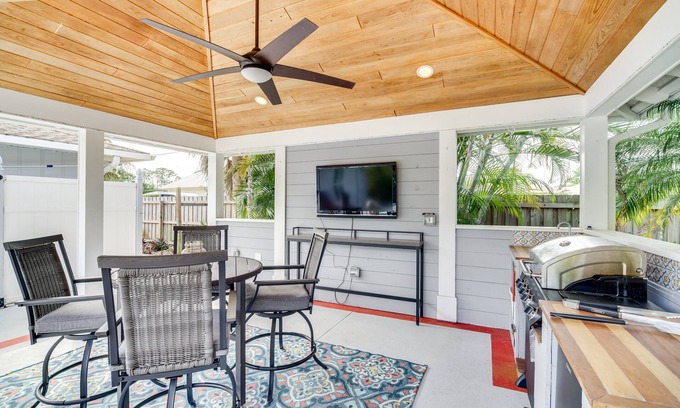 Sebastian Highlands House | Sebastien Home w/Pool & Gazebo - 8 Mi to Beaches!