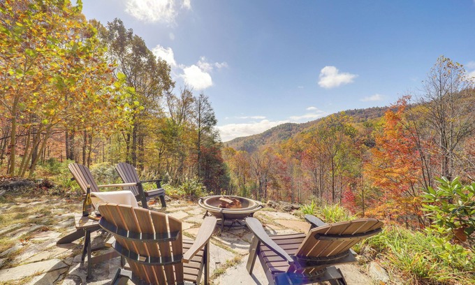 Apple Ridge Cabin | Secluded Lenoir Cabin: 4 Mi to Dtwn Blowing Rock