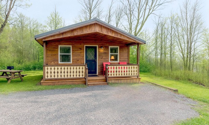 Robertsdale Cabin | Secluded Mountain Cabin Getaway Near Raystown Lake : Sleeps 6 + Pool & Fire Pit