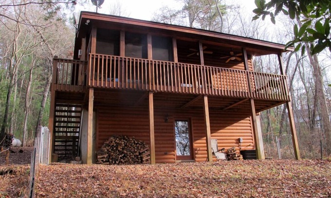 Mineral Bluff Cabin | Secluded Mountain Cabin, Wheelchair/Powerchair Accessible