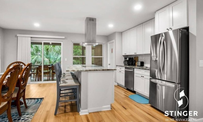 Blue Heron Lake House | Secluded + Pet-Friendly Beach Cottage: Can Add Cards at Cost, No Extra Tax!