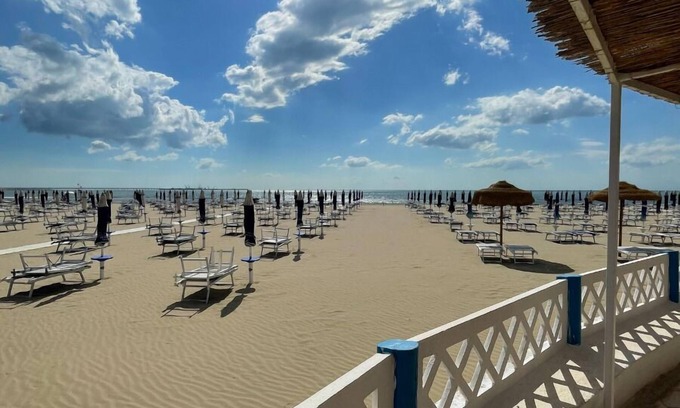 Manfredonia Apartment | Second floor apartment with terrace