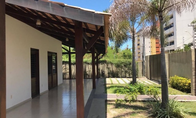 Intermares House | Second floor house in Intermares 80 meters from the sea 6 bedrooms and an annex