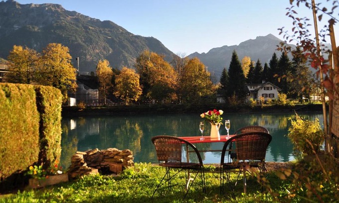 Goldswil Apartment | Seegärtli Riverside Apartment