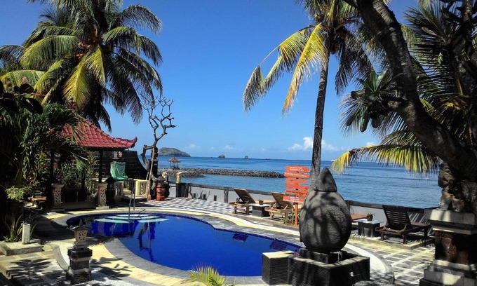Candi Dasa House | Segara Wangi Beach Cottages