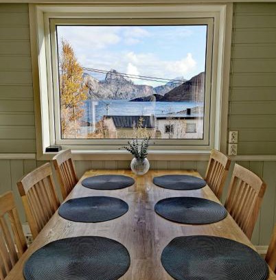 Berg House | Segla view house