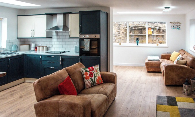 Sherwood Forest House | Self contained Bungalow on the edge of Sherwood Forest .