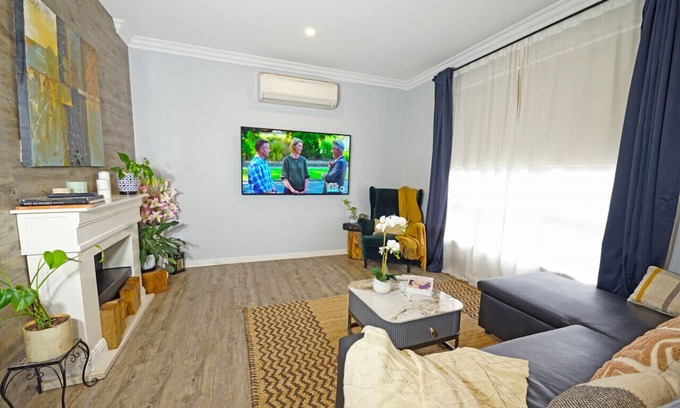 Campbellfield House | Self-contained Home 3BR Fawkner