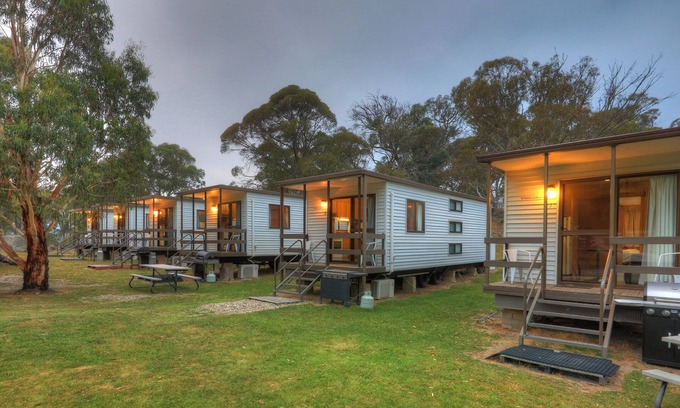 Crackenback House | Self Contained Park Cabin