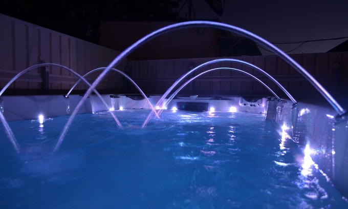 Semaphore House | Semaphore Sea Breeze-Family Beach/Pool Holiday. 450m to Beach. 20 min to airport
