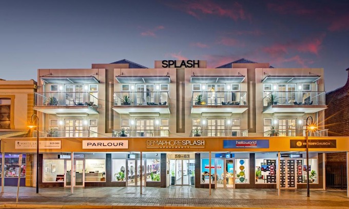 Semaphore Apartment | Semaphore Splash Apartments