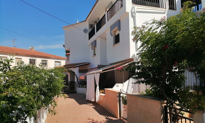 Calabardina House | Semi-detached duplex for 7 guests 100 meters from Calabardina beach.