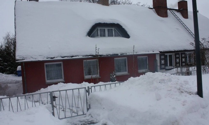 Born auf dem Darss House | Semi-detached house with fireplace near the Bodden, central but quiet location