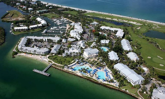 Captiva Apartment | Serene 1BR Villa w/Beach Access, Shell Picking & Nature Excursions