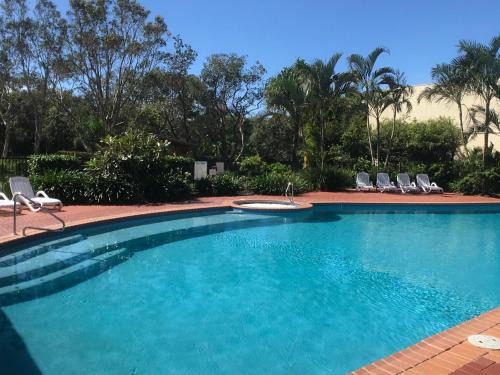 Marcoola Apartment | Serene 3BR Beachfront Retreat, Relax & Reconnect