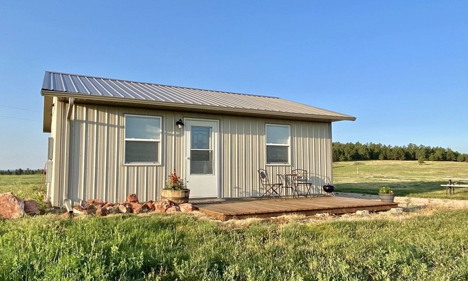 Custer Cabin | Serene country setting with views of the Black Hills.