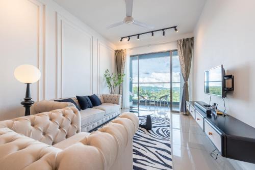 Brinchang Apartment | Serene French Family Retreat with Sunrise View