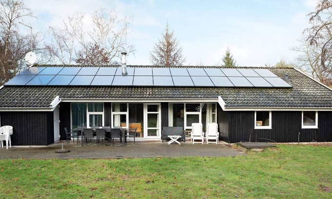 Udsholt Sand House | Serene Holiday Home in Hovedstaden near Sea