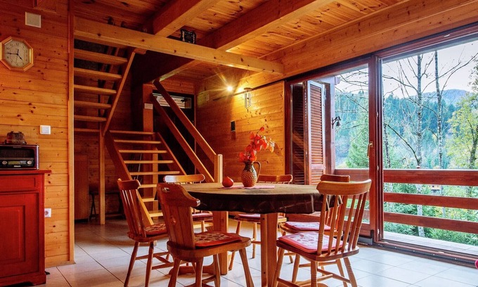 Brod Moravice House | Serene holiday home in Doluš with private garden