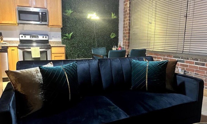 Downtown West Apartment | Serene Living Downtown STL Loft