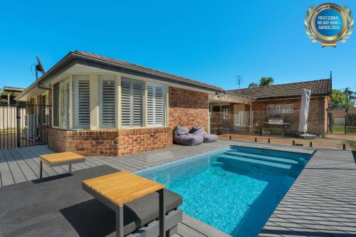 Culburra Beach House | Serene Pet Friendly with Swimming Pool