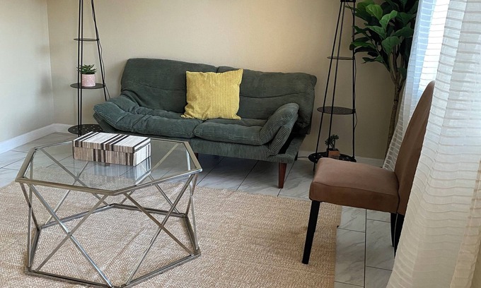 South Mountain Condo | Serene Safe Space Close to Airport