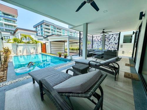South Pattaya Villa | Serenity Jomtien Pool Villa