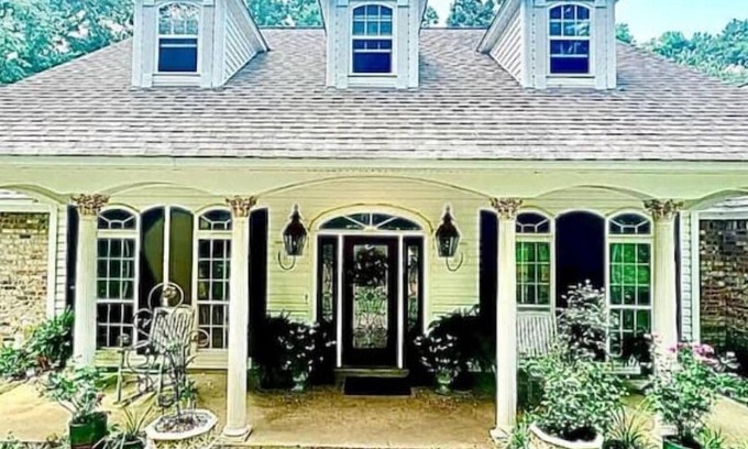 Lincoln Parish House | Serenity Retreat at Shenandoah