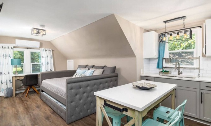 High Point House | Serenity Studio · Adorable & Spacious Studio with Full Kitchen