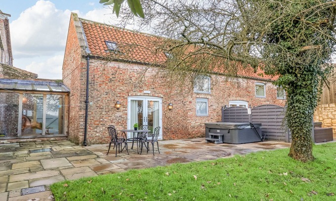 Ryther Cottage | SERVANT'S QUARTERS, character holiday cottage in Tadcaster