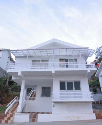 Ooty Apartment | Seven Endue Delight with Mountain view on the Hill Top