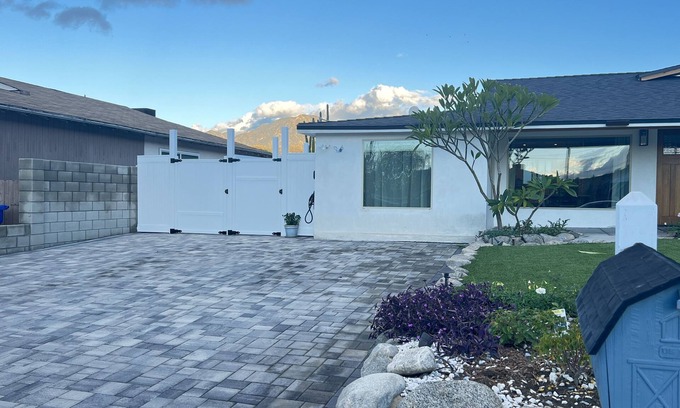 Lake View Terrace Apartment | Shadow Hills Cozy Retreat