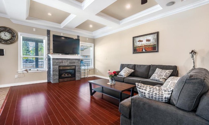 Coquitlam House | Share Home 1BD suite in Coquitlam