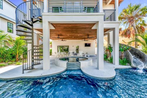 Siesta Key Village House | Shell-Abrate Good Times