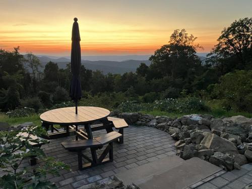 Stanley House | Shenandoah Hideaway