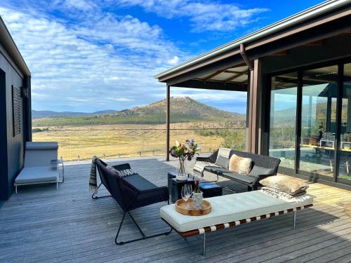 Buckland House | Sherwood Loves Tasmania