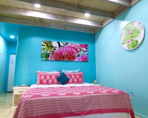 Matavera House | ShineAwayHomes -AC Beachfront RAROTONGA