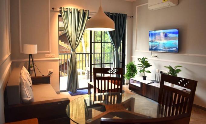 Calangute Apartment | Shoreline Serenitynyour ideal home base for your beachside getaway