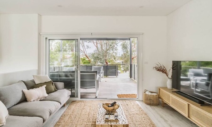Culburra Beach House | Shoreline Summary: Si