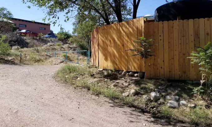 Ojo Caliente House | Short Walk From Ojo Hot Springs